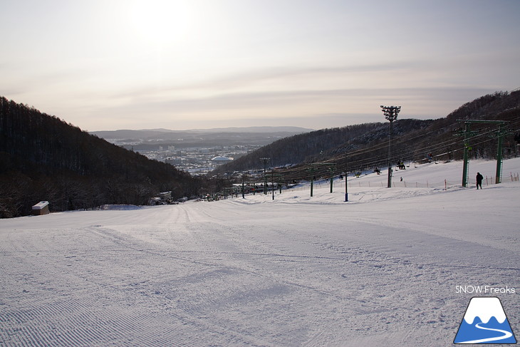 札幌藻岩山スキー場 『青空』が最高に似合うゲレンデ☆